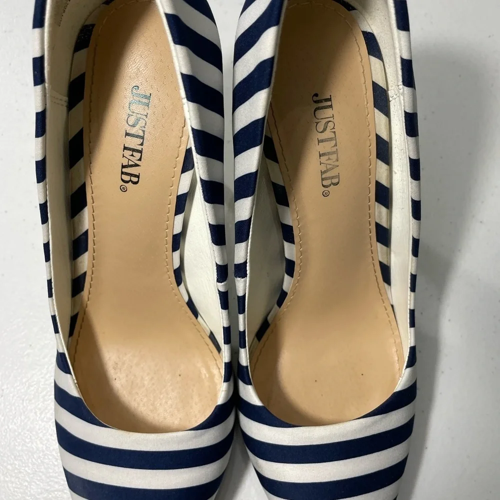 JustFab Striped Navy and White Heels SB-